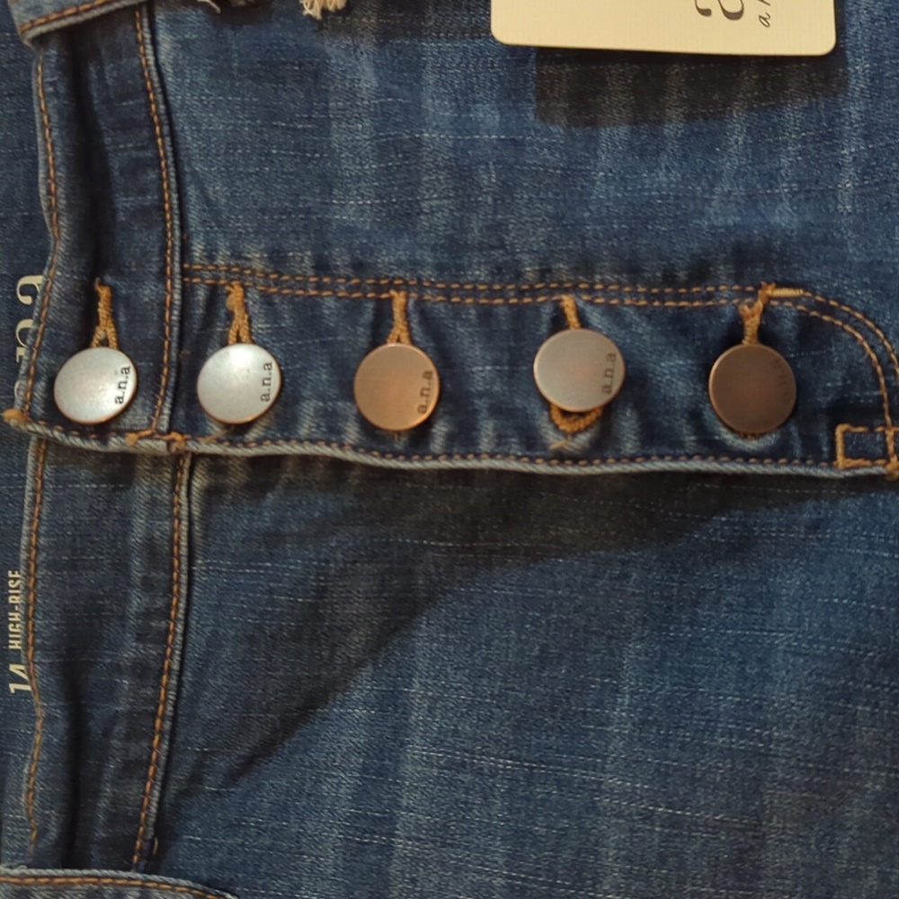 NWT a.n.a Dark Blue Jean Shorts with Button Fly size 14 - Picture 4 of 12